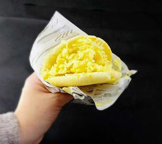 Arepa De Queso Amarillo