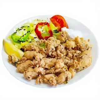 Chipirones Fritos Con Ensalada