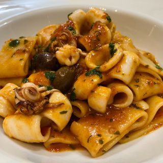 Calamarata con totanetti alla Luciana