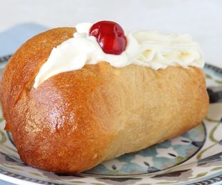 Babà classico napoletano