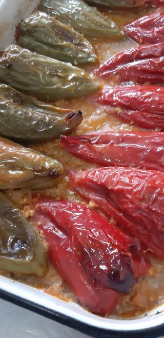 Пълнени чушки с кайма и ориз (400г)