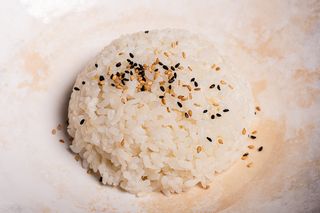 Riso bianco al vapore