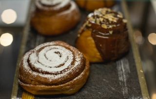 Დარიჩინის ფუნთუშა