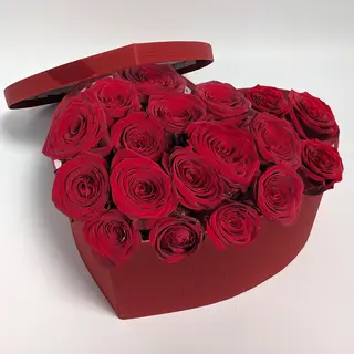 20 წითელი ვარდი წითელ ყუთში 2287