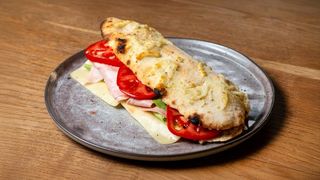 Specijal sendvič sa kulenom