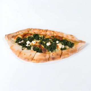Pide con spinaci