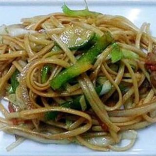 Tallarines (planos) con verduras