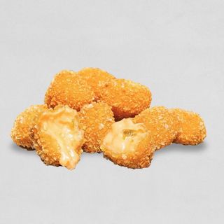 Bolinhas de queijo e jalapeño