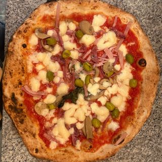 Pizza Capricciosa (Individual)