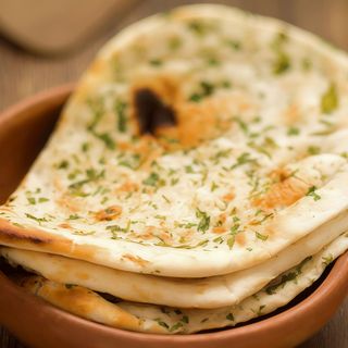 Garlic naan