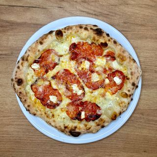 Pizza Salame e Formaggio