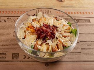 Ensalada de pollo crujiente