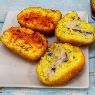 Menu 2 Arancina, 2 bebida y 2 dulce