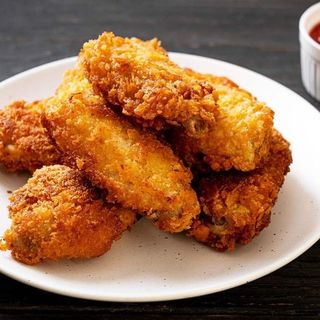 M5. Alitas De Pollo Con Sésamo