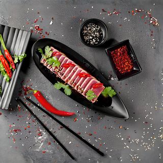 Татакі з тунця та соусом ананасовий Понзу (120г)