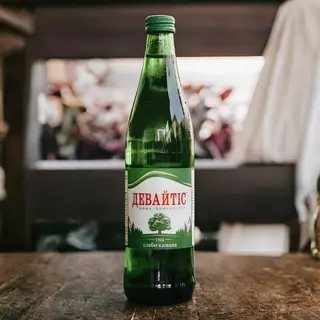 Вода мінеральна 