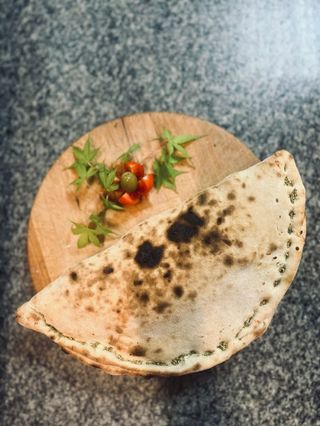 Pizza Calzone preklopljena