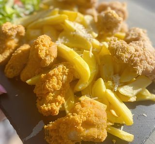 Platou crispy strips de pui recomandat pentru 2 persoane