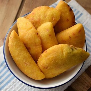 Empanada De Pollo (1 Ud.)