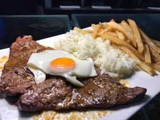 Bife à Casa com Ovo