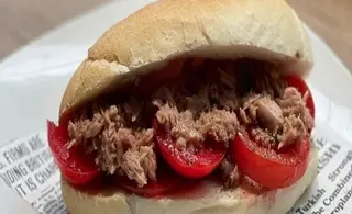 Panino tonno e pomodoro