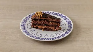 Fudge caramel cake
