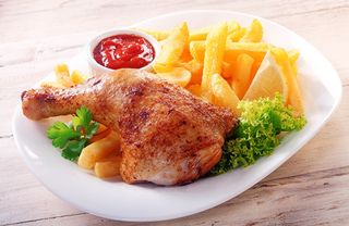 Frite au Poulet