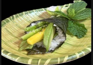 Pepino Com Mangá e Abacate e Alface