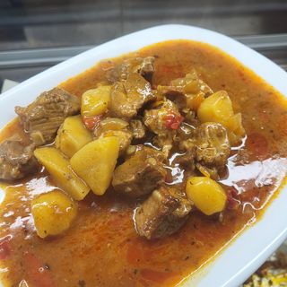 Свинско с картофи /500гр/