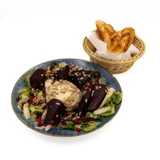 Sałatka z burakiem słodko-kwaśnym