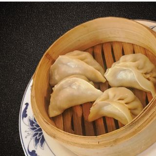 11  -Ravioloni di carne al vapore - 4 pezzi