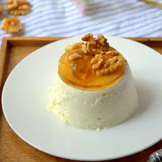 Mel i Mató con nueces