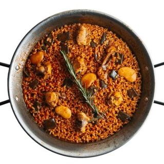 Paella valenciana