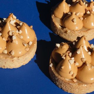 Banana & Peanut tart