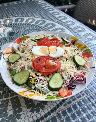 Salata cu pui