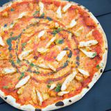 Kati Kati Chicken Tikka Pizza Large.