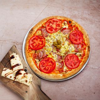 Pršuto pizza 32 cm + Palačinke Eurokrem (2 kom)