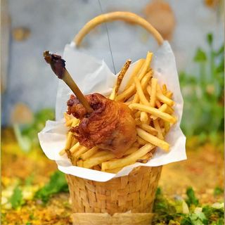 Chicken Lollipop with Chips & Salad