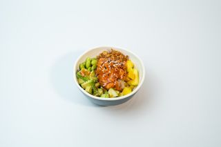 20. Poke Bowl Clásico