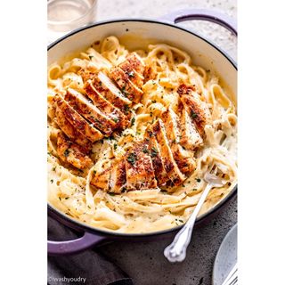 Chicken Alfredo Pasta