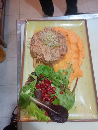 Свинско дърпано