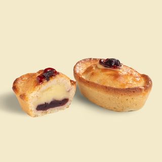 Pasticciotto alla crema e amarena