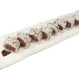Uramaki uraneghitoro tonno