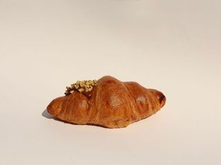 Міні-круасан зі згущеним молоком (55g)