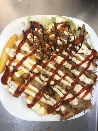Kebab Y Patatas (Pequeño)