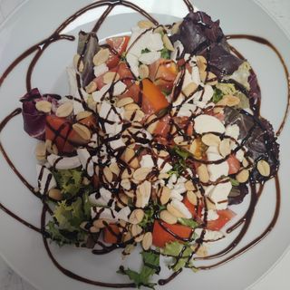 Ensalada cabresa 