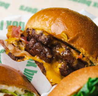 Smokey cheeseburger doppio