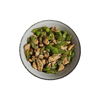 Pollo con pimiento verde