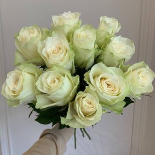 Букет з 11 троянд  Atena