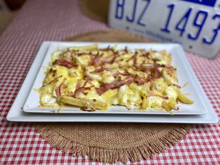 Patatas Gratinadas Con Queso Y Bacon